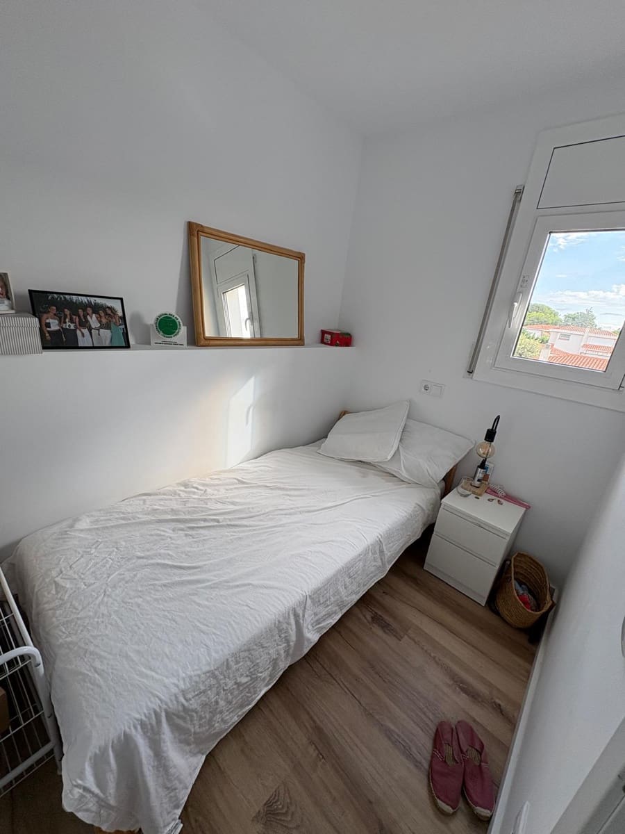 3 soverom Strandleiligheter til salgs i Coma-Ruga - € 196 000 (Ref: 9409681)