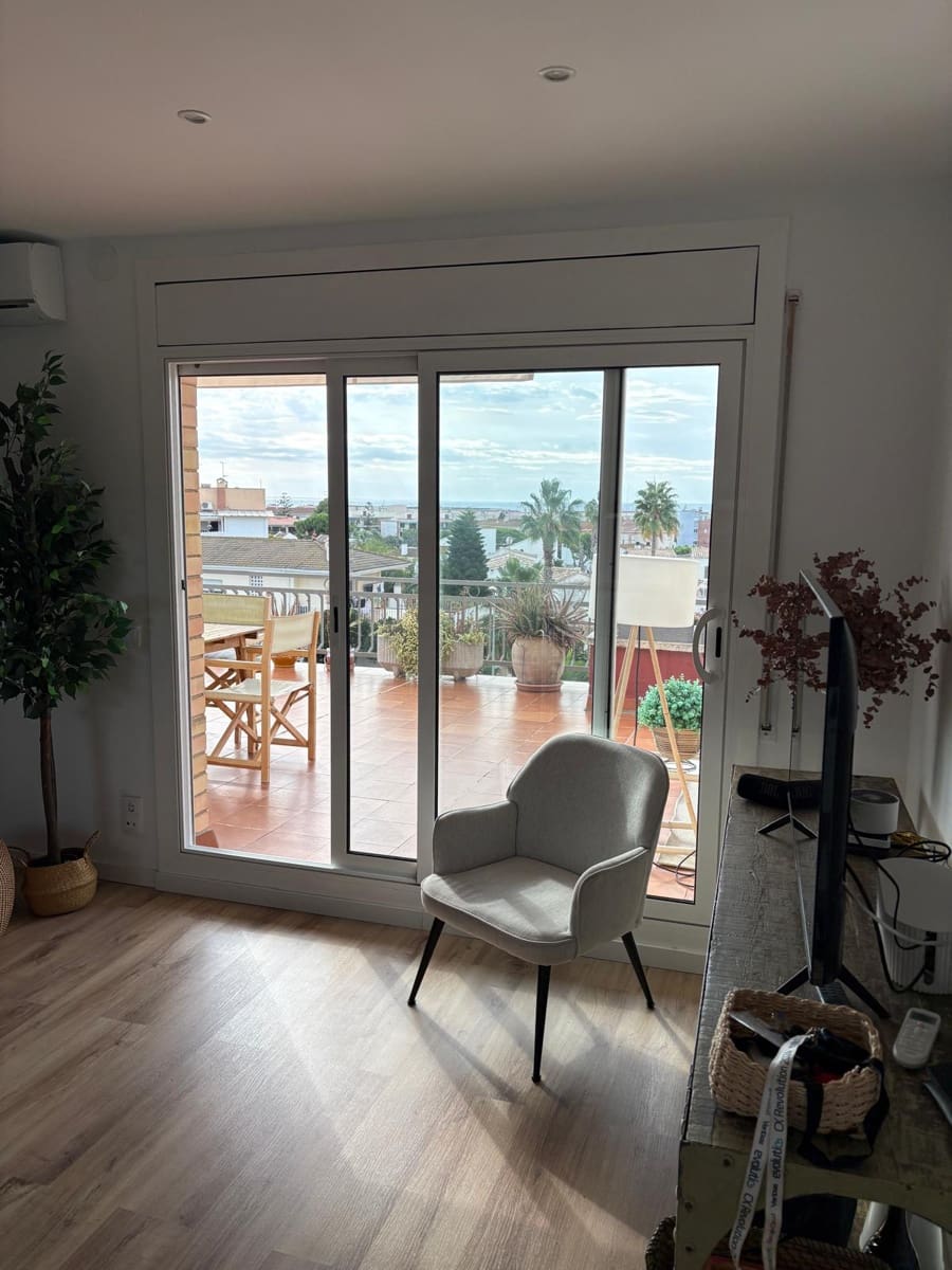 3 soverom Strandleiligheter til salgs i Coma-Ruga - € 196 000 (Ref: 9409681)