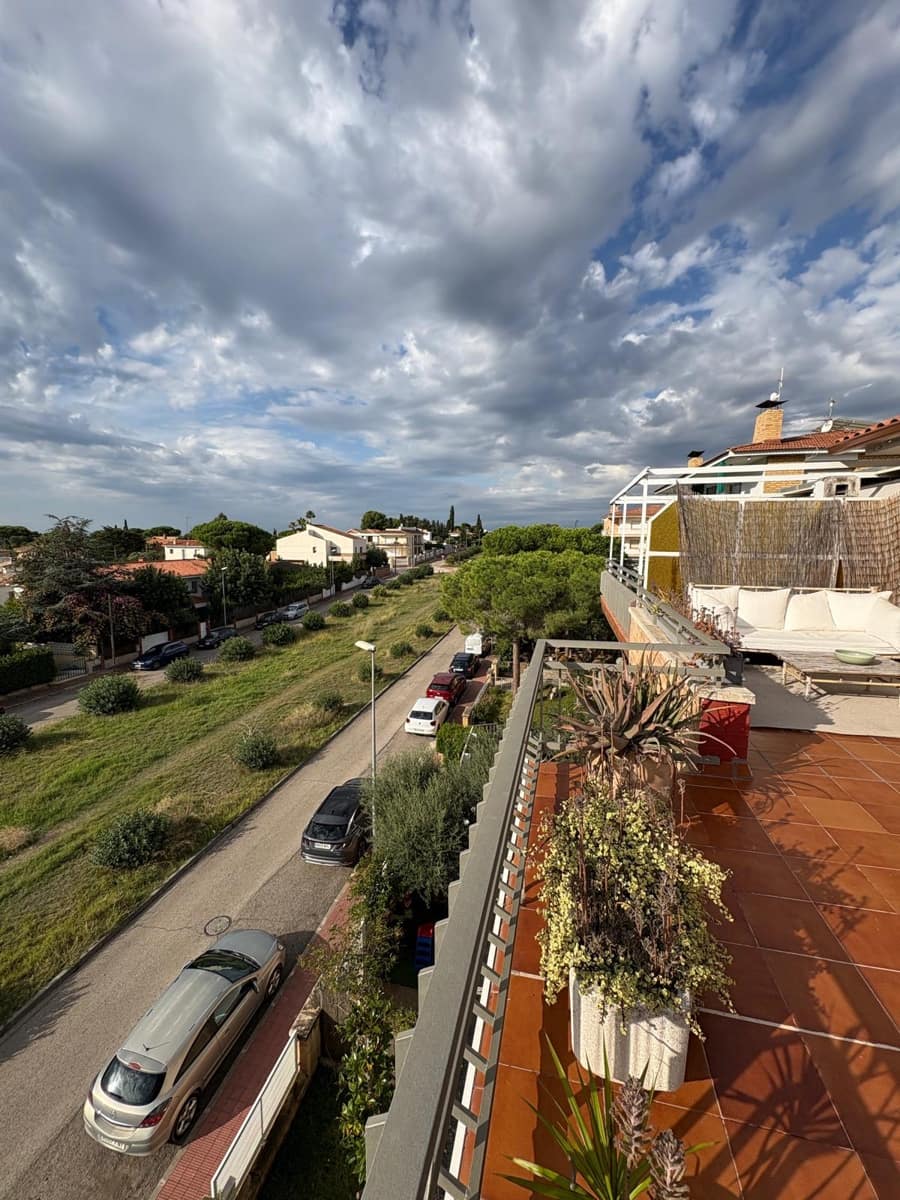 3 soverom Strandleiligheter til salgs i Coma-Ruga - € 196 000 (Ref: 9409681)