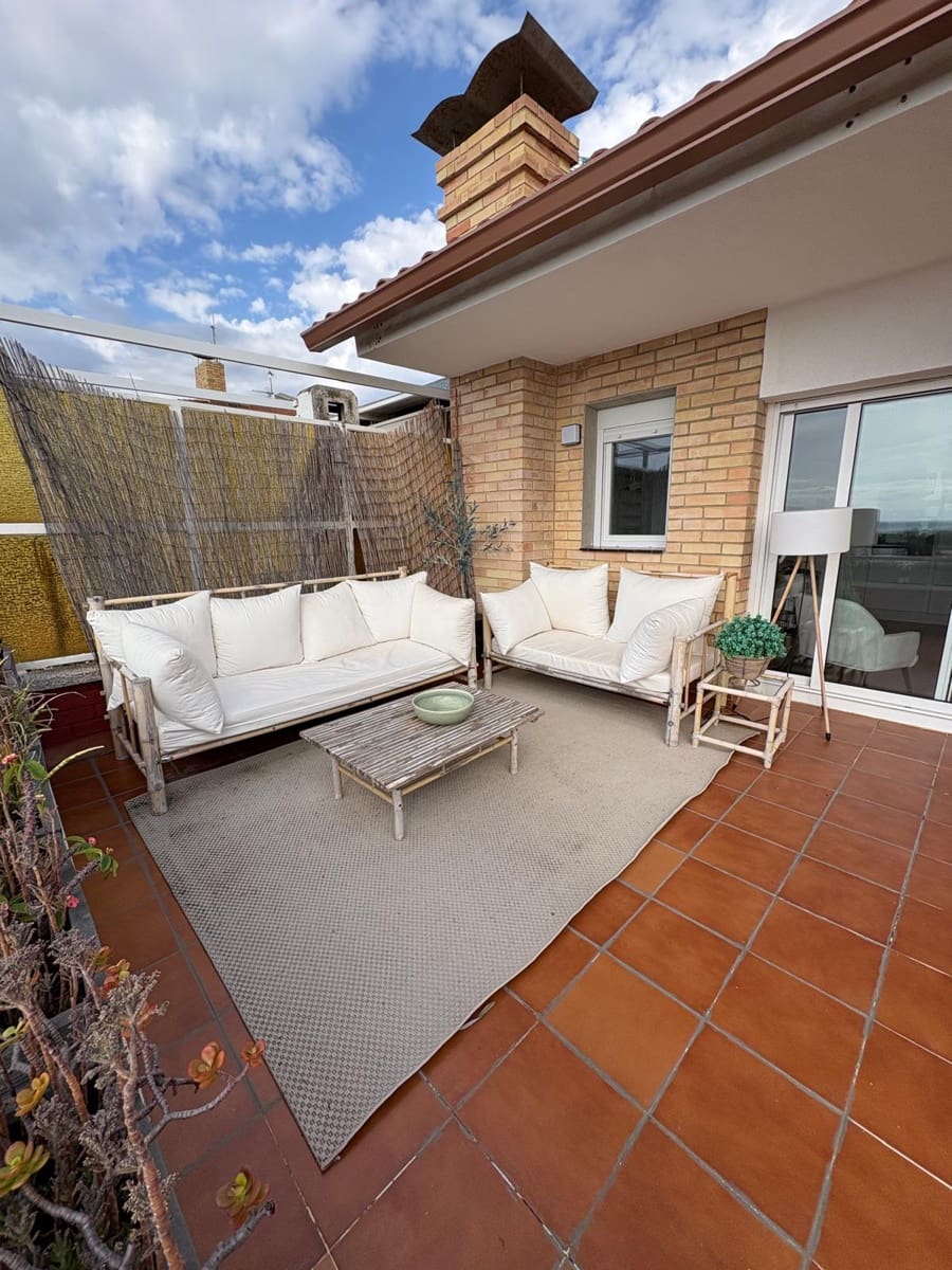 3 soverom Strandleiligheter til salgs i Coma-Ruga - € 196 000 (Ref: 9409681)