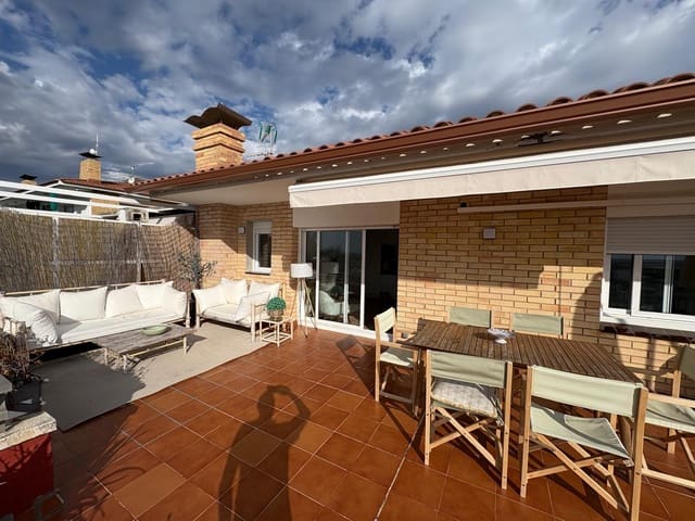 3 soverom Strandleiligheter til salgs i Coma-Ruga, El Vendrell - € 196 000 (Ref: 9409681)