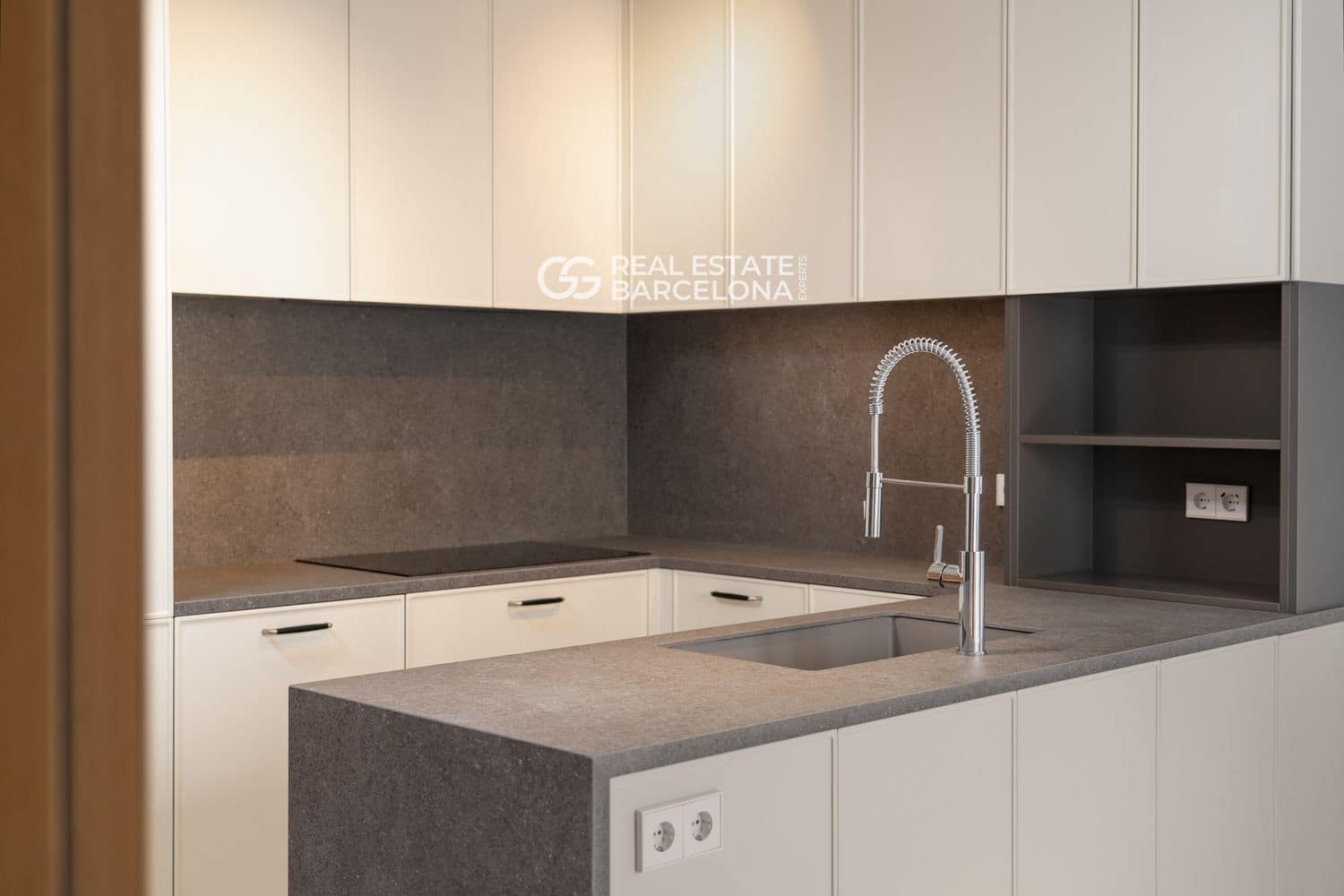 4 makuuhuone Asunto myytävänä paikassa Barcelona kaupunki mukana uima-altaan - 1 726 000 € (Ref: 9482262)