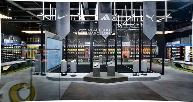 Commercieel te koop in Madrid stad - € 3.628.585 (Ref: 9482295)