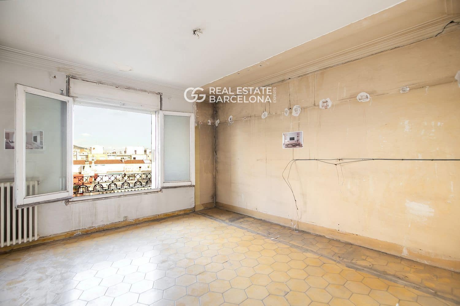 5 bedroom Flat for sale in Barcelona city - € 1,050,000 (Ref: 9482300)