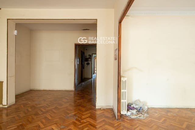 5 bedroom Flat for sale in Sarrià-Sant Gervasi, Barcelona city - € 1,050,000 (Ref: 9482300)