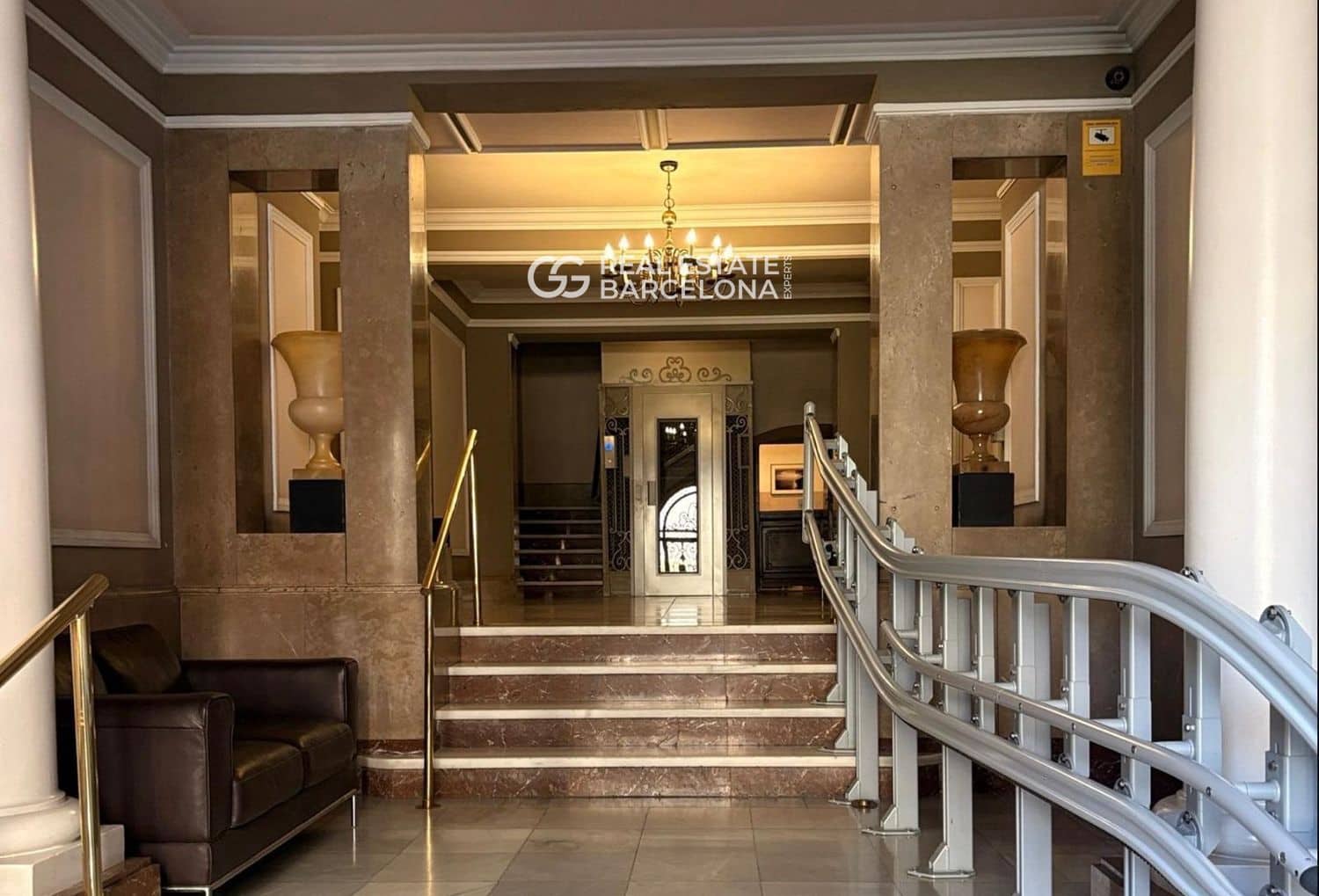 5 bedroom Flat for sale in Barcelona city - € 1,050,000 (Ref: 9482300)