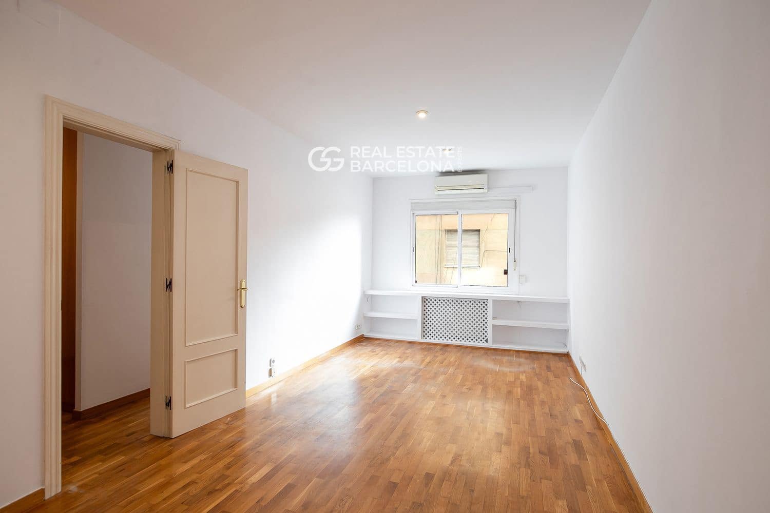 3 quarto Apartamento para venda em Barcelona cidade - 480 000 € (Ref: 9482301)