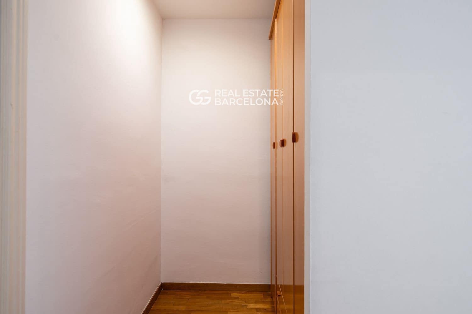 3 quarto Apartamento para venda em Barcelona cidade - 480 000 € (Ref: 9482301)