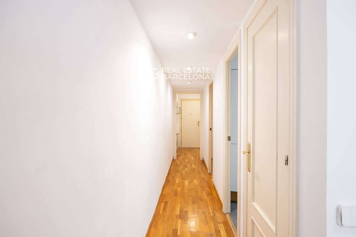 3 quarto Apartamento para venda em Barcelona cidade - 480 000 € (Ref: 9482301)