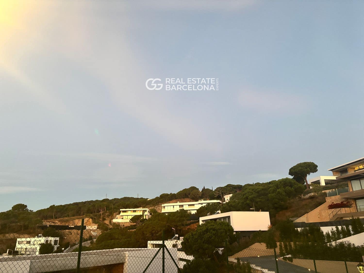 6 bedroom Villa for sale in Sant Andreu de Llavaneres with pool garage - € 1,850,000 (Ref: 9482304)