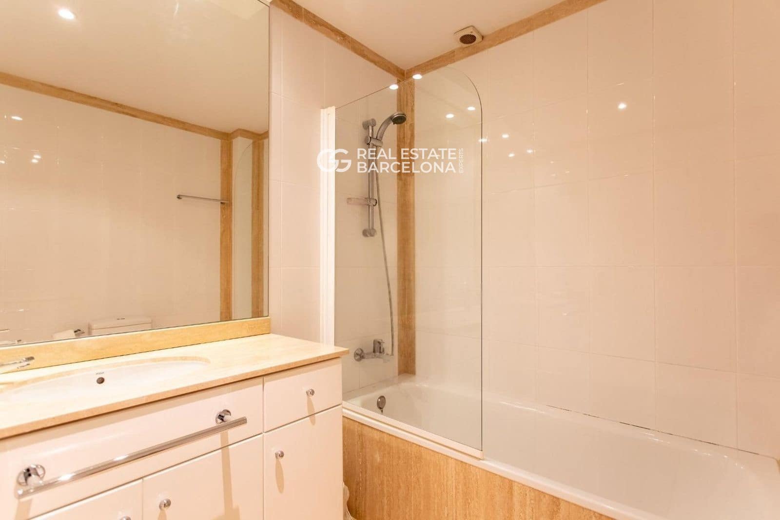 5 chambre Villa/Maison à vendre à Sant Andreu de Llavaneres avec piscine garage - 1 290 000 € (Ref: 9482311)