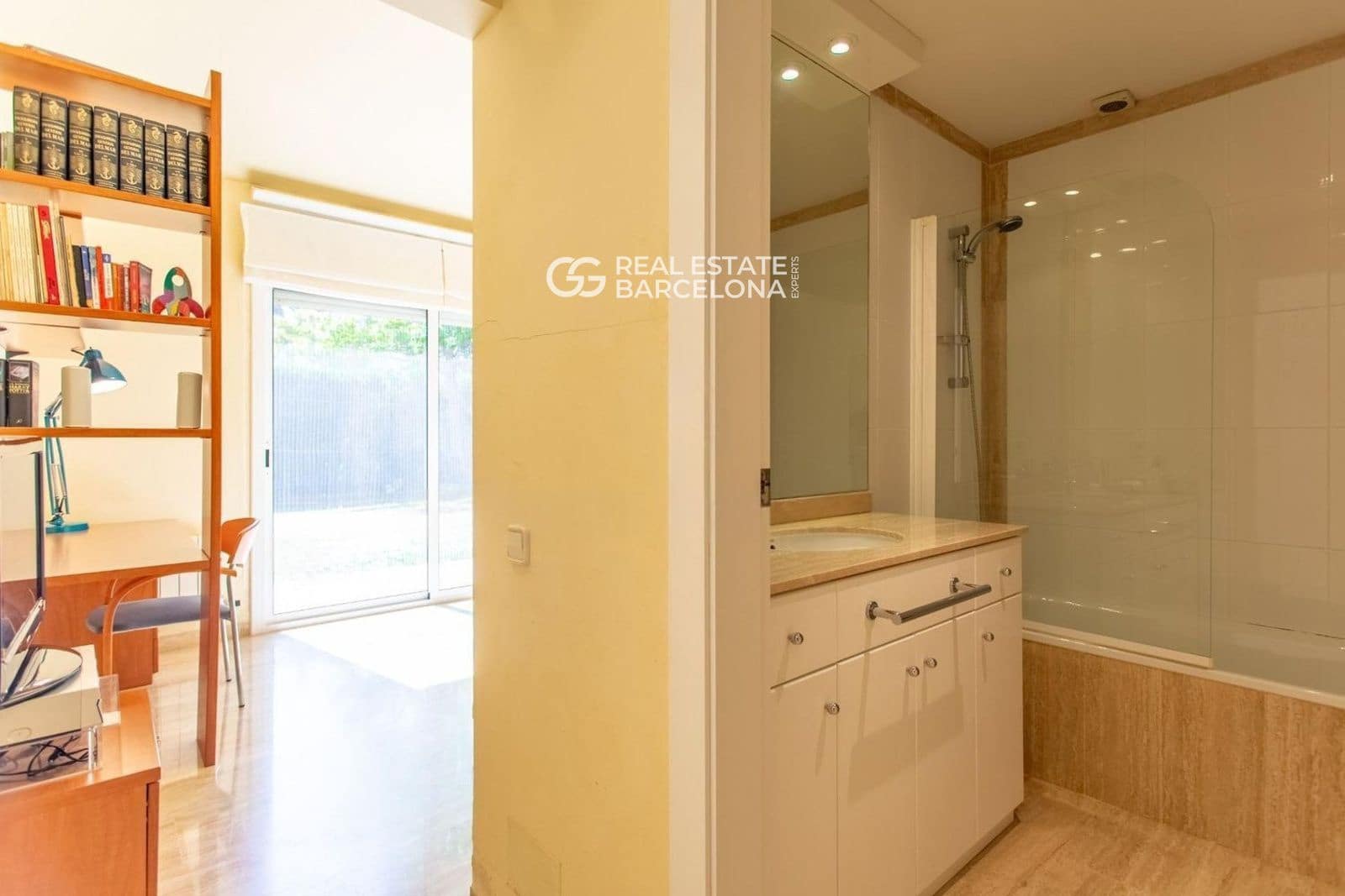 5 chambre Villa/Maison à vendre à Sant Andreu de Llavaneres avec piscine garage - 1 290 000 € (Ref: 9482311)