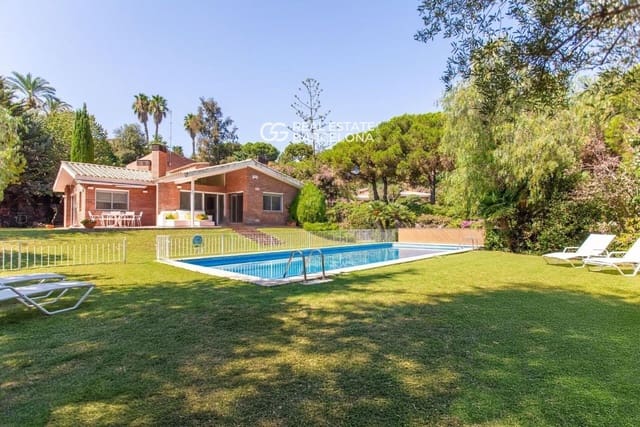 5 chambre Villa/Maison à vendre à Sant Andreu de Llavaneres avec piscine garage - 1 290 000 € (Ref: 9482311)