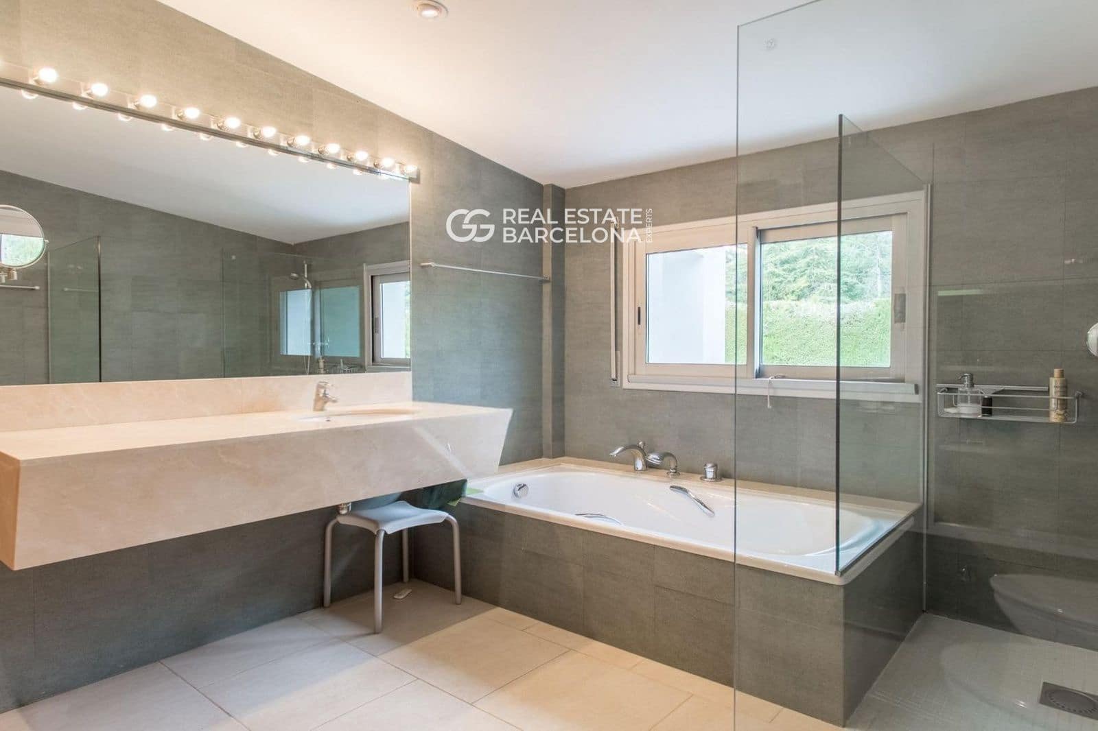 4 chambre Villa/Maison à vendre à Sant Andreu de Llavaneres avec piscine garage - 1 540 000 € (Ref: 9482312)