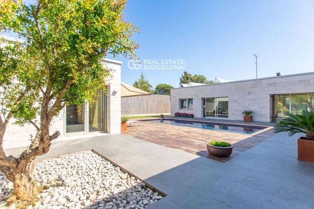 4 soveværelse Villa til salg i Vallromanes med swimmingpool garage - € 1.260.000 (Ref: 9482315)