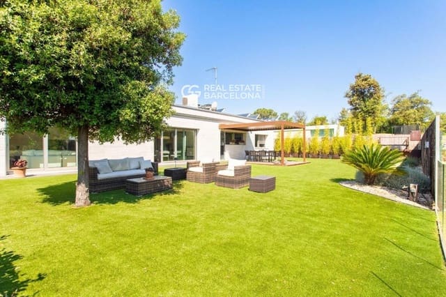 4 soveværelse Villa til salg i Vallromanes med swimmingpool garage - € 1.260.000 (Ref: 9482315)