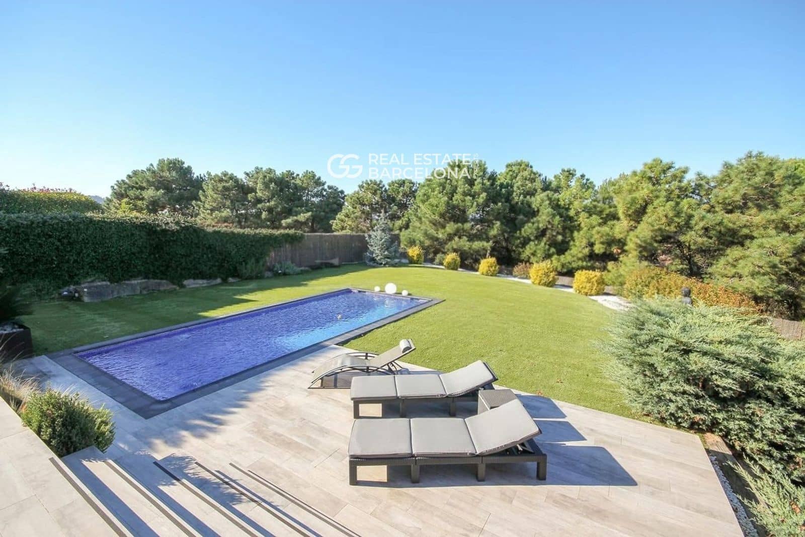 4 soveværelse Villa til salg i La Roca del Valles med swimmingpool garage - € 1.200.000 (Ref: 9482317)