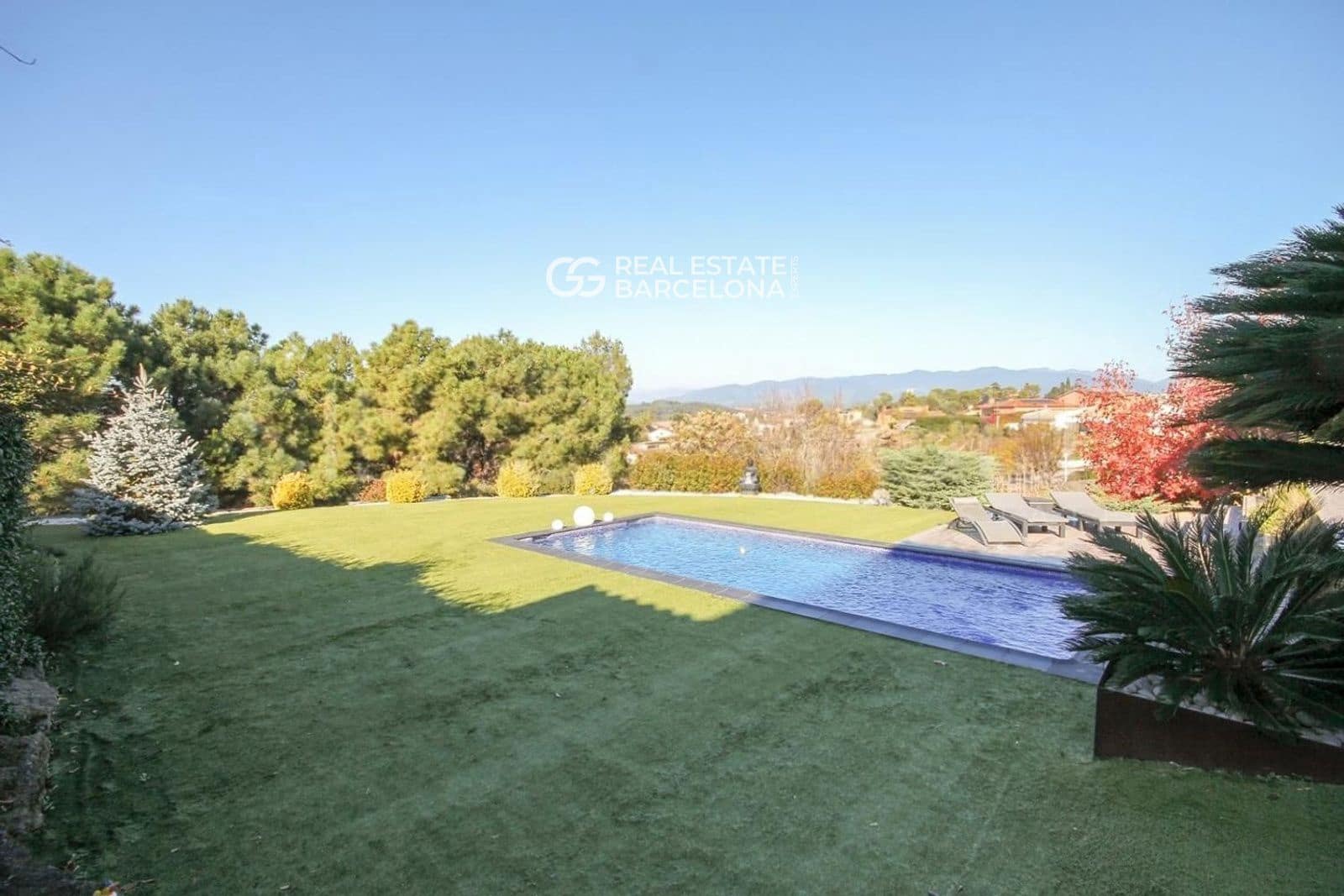 4 soveværelse Villa til salg i La Roca del Valles med swimmingpool garage - € 1.200.000 (Ref: 9482317)