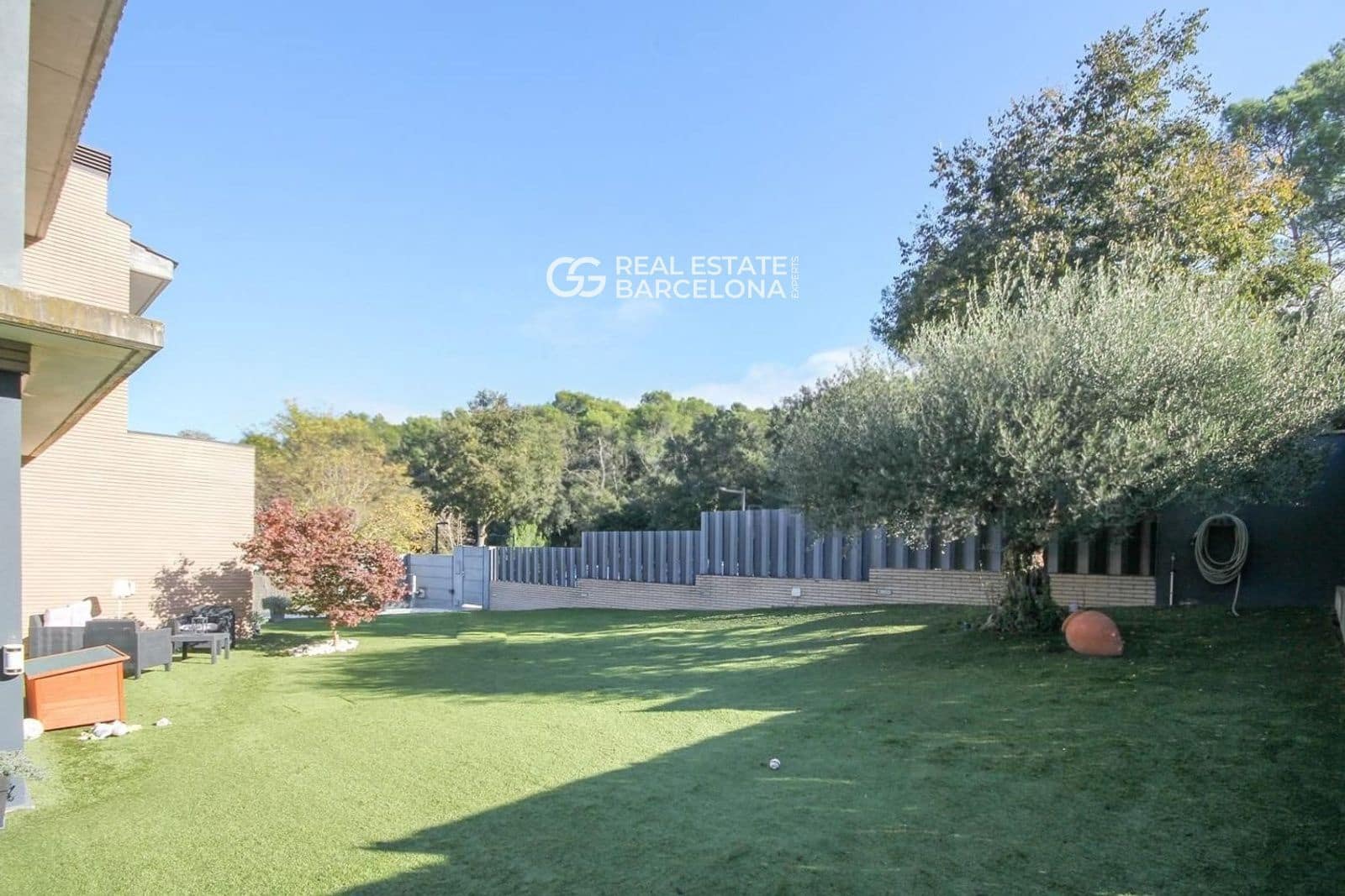 4 soveværelse Villa til salg i La Roca del Valles med swimmingpool garage - € 1.200.000 (Ref: 9482317)