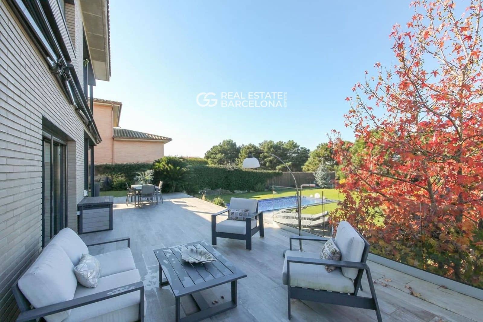 4 soveværelse Villa til salg i La Roca del Valles med swimmingpool garage - € 1.200.000 (Ref: 9482317)