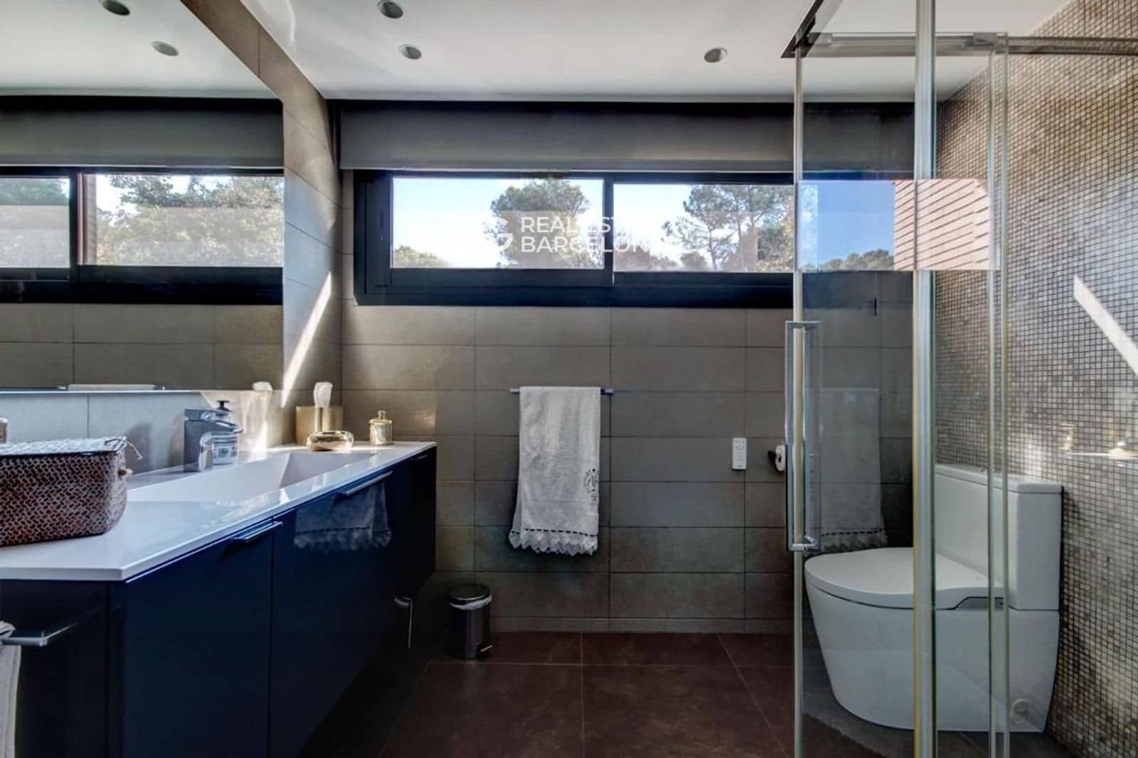 4 soveværelse Villa til salg i La Roca del Valles med swimmingpool garage - € 1.200.000 (Ref: 9482317)