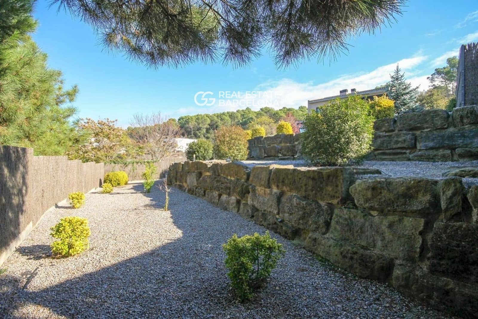 4 soveværelse Villa til salg i La Roca del Valles med swimmingpool garage - € 1.200.000 (Ref: 9482317)