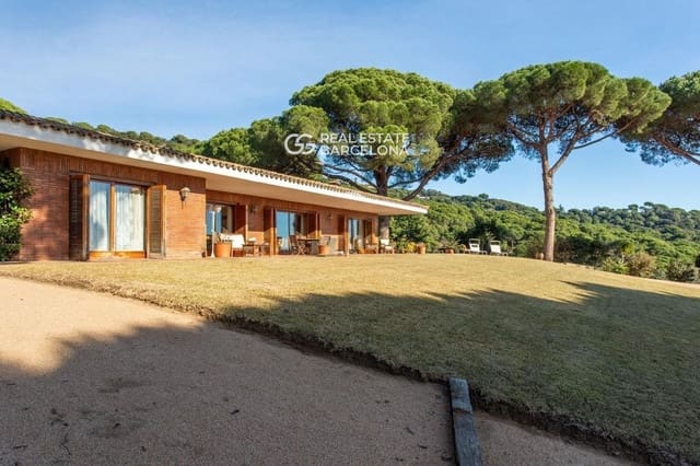 5 soverom Villa til salgs i Sant Andreu de Llavaneres med svømmebasseng garasje - € 1 450 000 (Ref: 9482319)