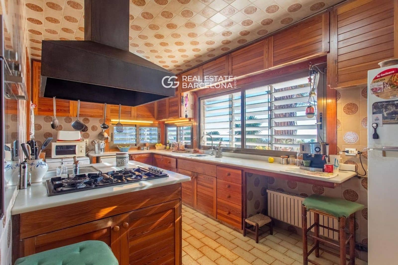 5 bedroom Villa for sale in Sant Andreu de Llavaneres with pool garage - € 1,450,000 (Ref: 9482319)