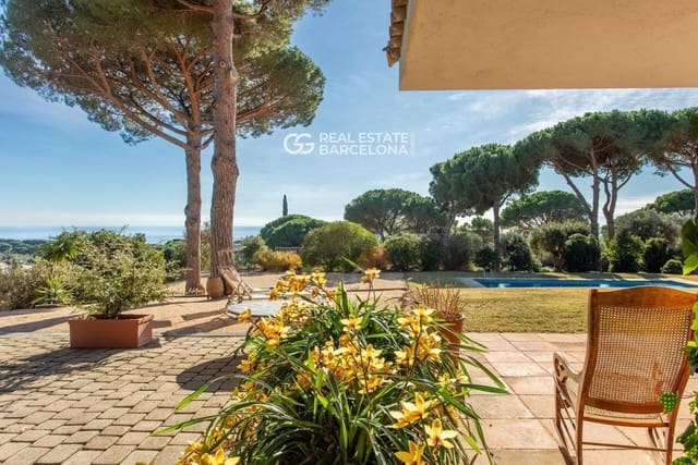 5 soverom Villa til salgs i Sant Andreu de Llavaneres med svømmebasseng garasje - € 1 450 000 (Ref: 9482319)