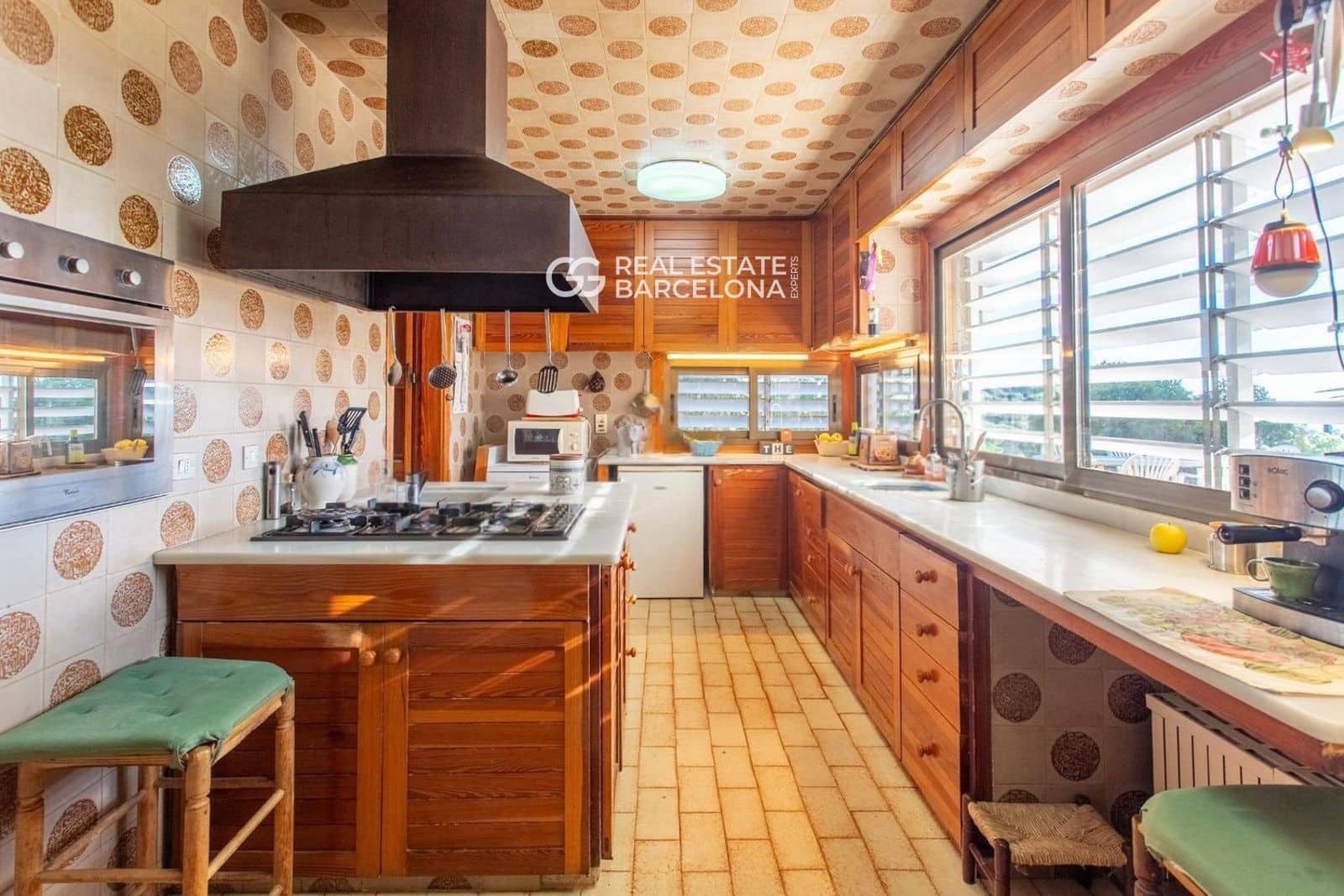 5 bedroom Villa for sale in Sant Andreu de Llavaneres with pool garage - € 1,450,000 (Ref: 9482319)