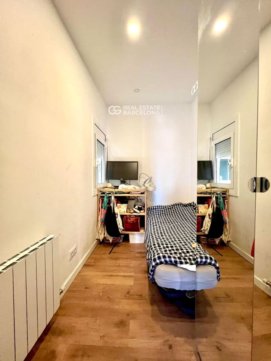 3 bedroom Flat for sale in Barcelona city - € 675,000 (Ref: 9482321)