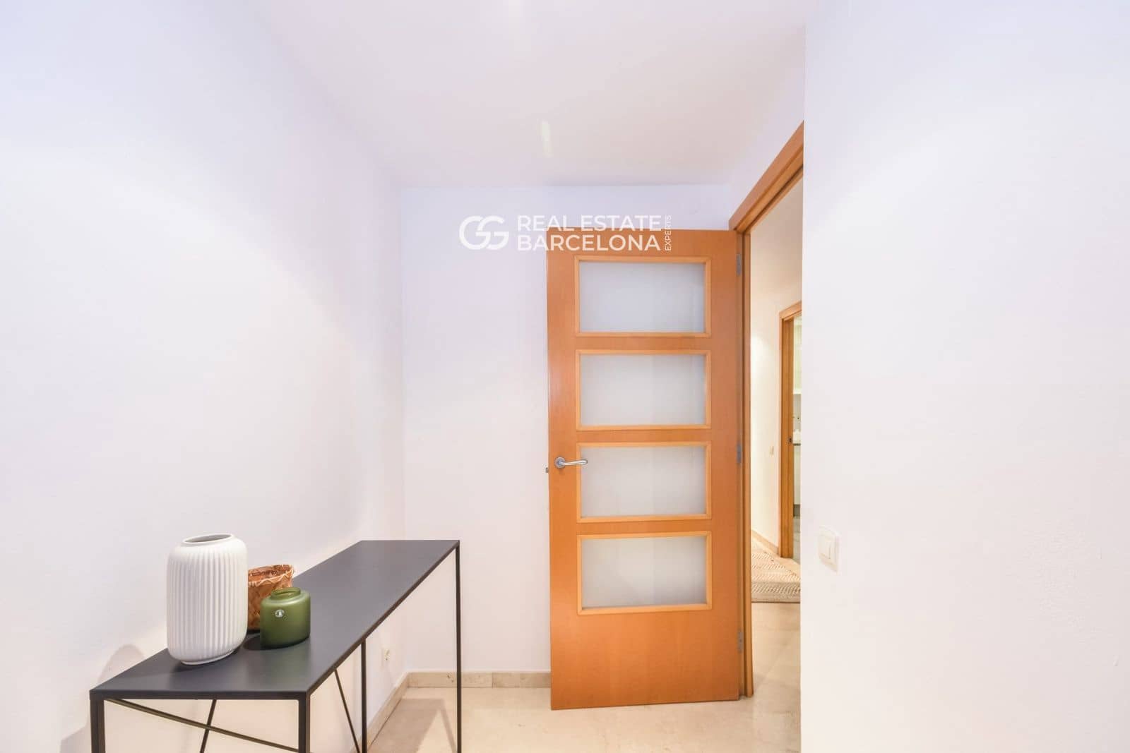 4 soveværelse Lejlighed til salg i Barcelona by med garage - € 690.000 (Ref: 9482322)