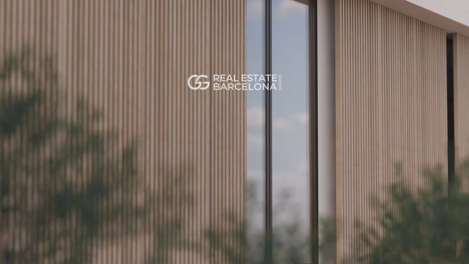 5 bedroom Villa for sale in Premia de Mar with pool garage - € 2,000,000 (Ref: 9482328)