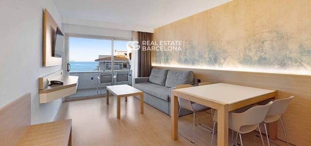 Restaurant/Bar for sale in Empuriabrava, Castelló d'Empúries - € 3,800,000 (Ref: 9482334)