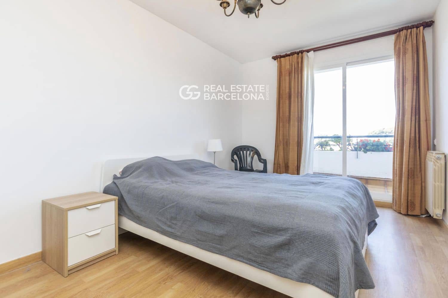 6 chambre Penthouse à vendre à Sant Andreu de Llavaneres avec piscine garage - 795 000 € (Ref: 9482336)