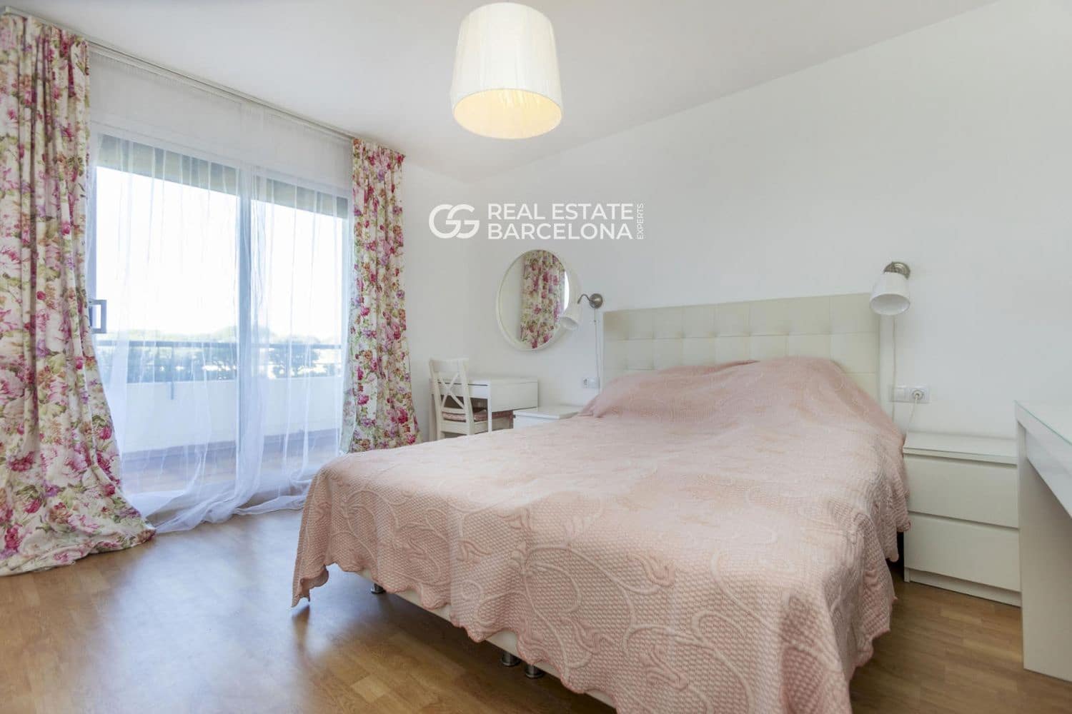 6 chambre Penthouse à vendre à Sant Andreu de Llavaneres avec piscine garage - 795 000 € (Ref: 9482336)