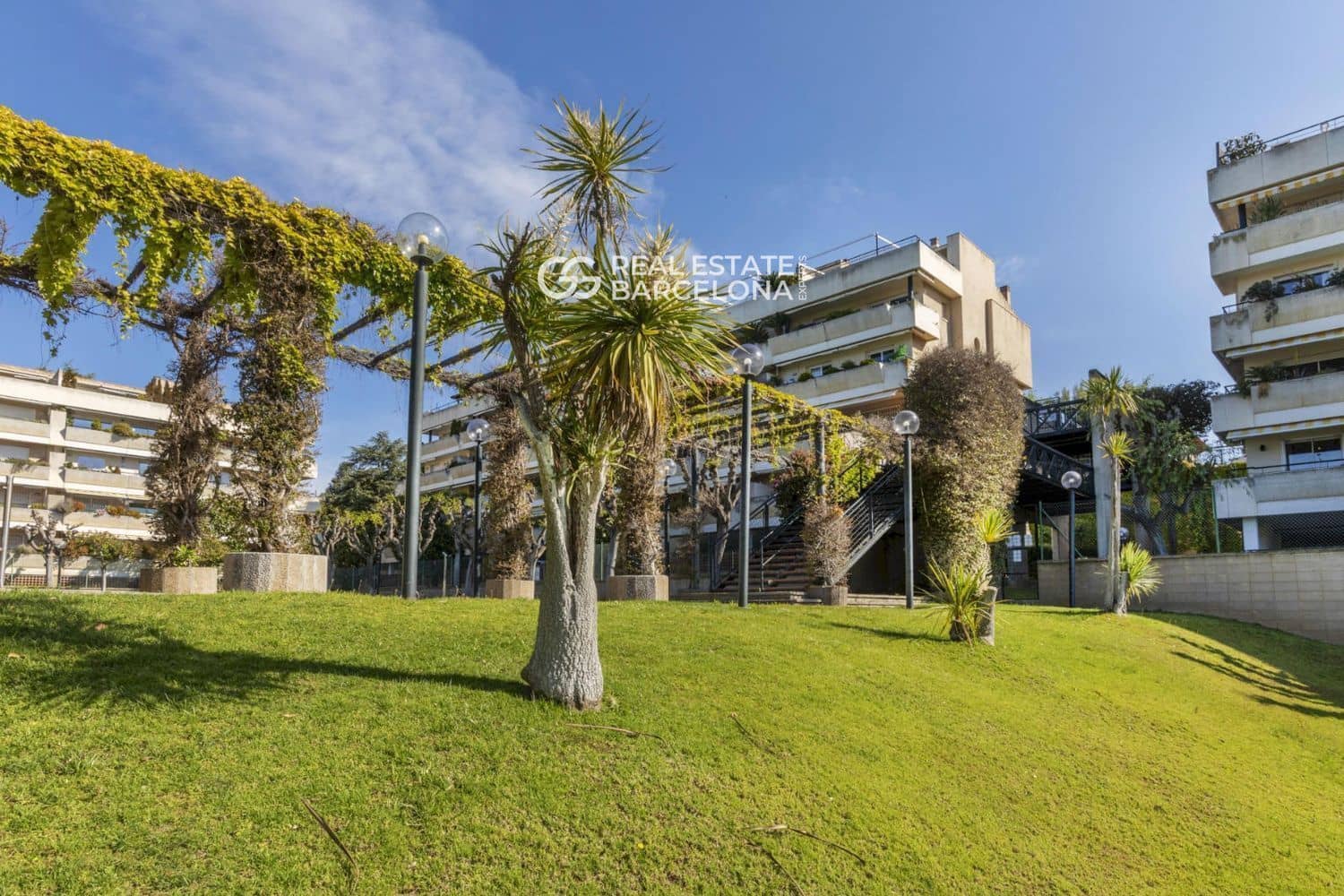 6 chambre Penthouse à vendre à Sant Andreu de Llavaneres avec piscine garage - 795 000 € (Ref: 9482336)