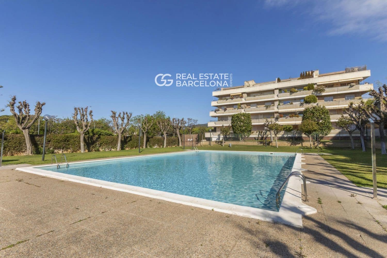 6 chambre Penthouse à vendre à Sant Andreu de Llavaneres avec piscine garage - 795 000 € (Ref: 9482336)