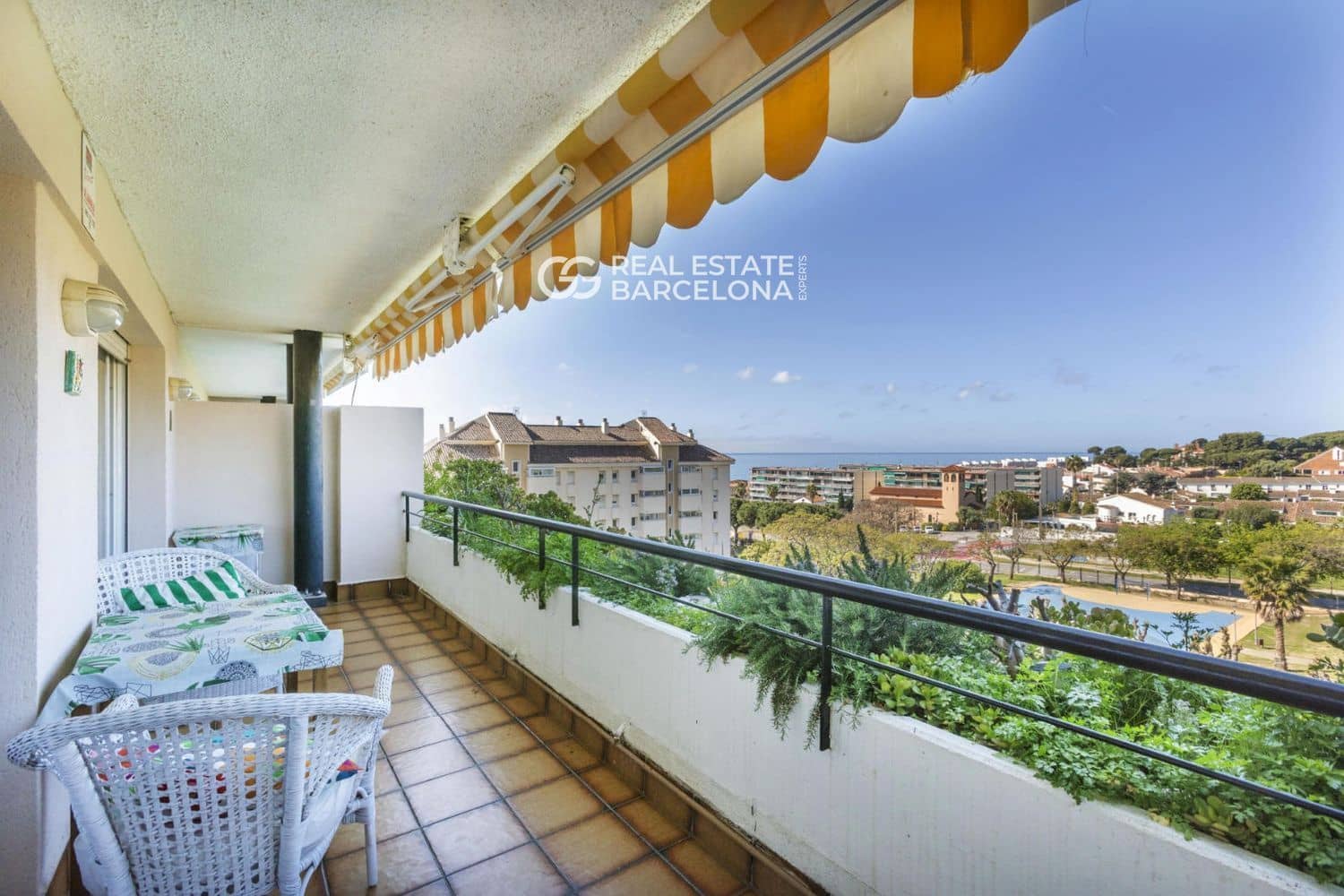 6 chambre Penthouse à vendre à Sant Andreu de Llavaneres avec piscine garage - 795 000 € (Ref: 9482336)