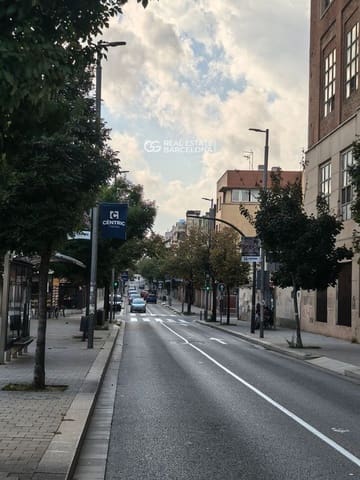 Kaupallinen myytävänä paikassa Terrassa - 2 200 000 € (Ref: 9482337)