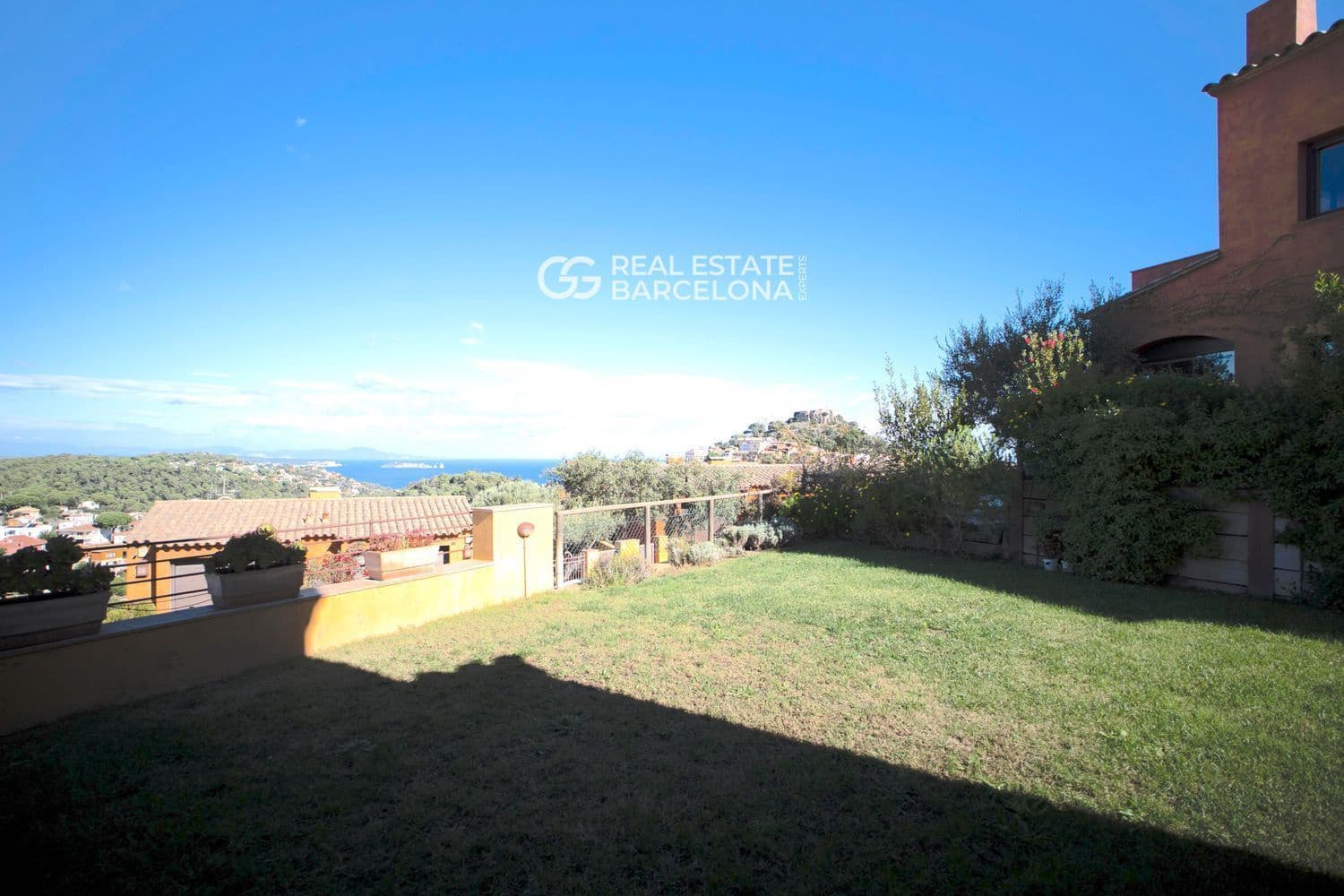 3 makuuhuone Omakotitalo myytävänä paikassa Begur mukana uima-altaan 
autotalli - 830 000 € (Ref: 9482338)