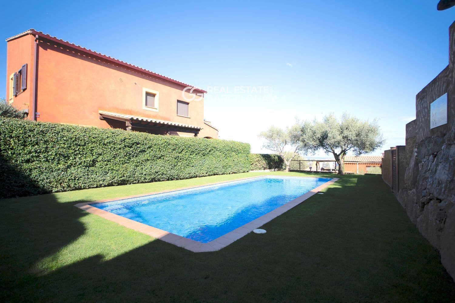 3 makuuhuone Omakotitalo myytävänä paikassa Begur mukana uima-altaan 
autotalli - 830 000 € (Ref: 9482338)