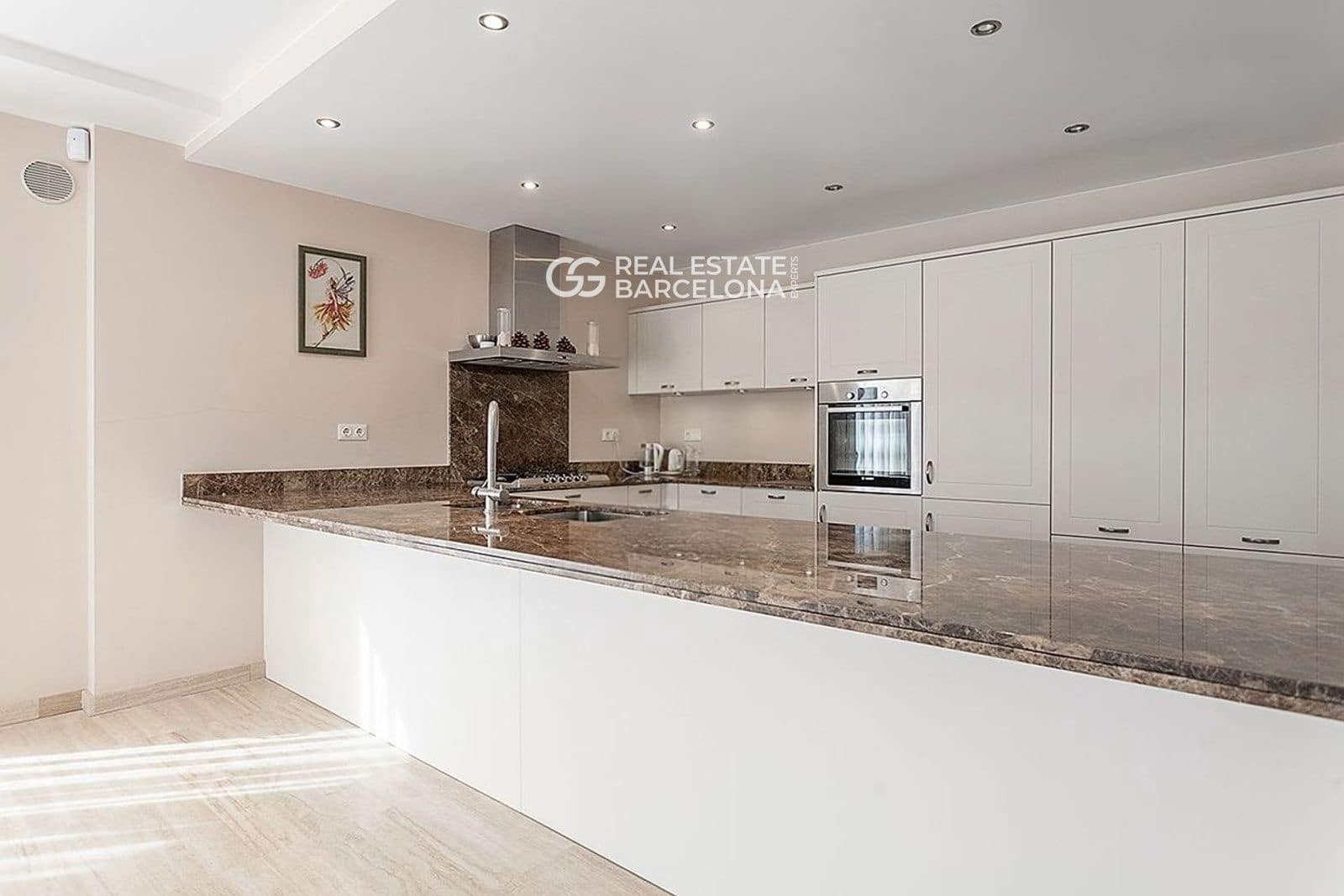 6 bedroom Villa for sale in Lloret de Mar with pool garage - € 2,300,000 (Ref: 9482339)