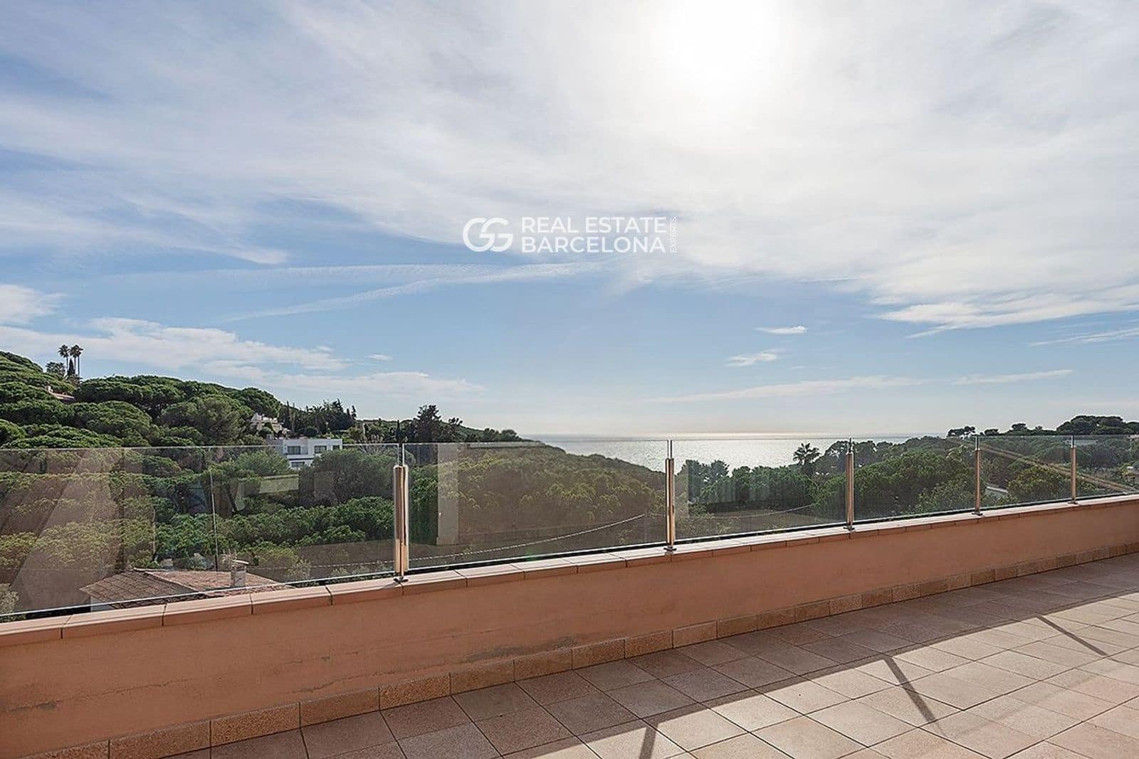 6 bedroom Villa for sale in Lloret de Mar with pool garage - € 2,300,000 (Ref: 9482339)