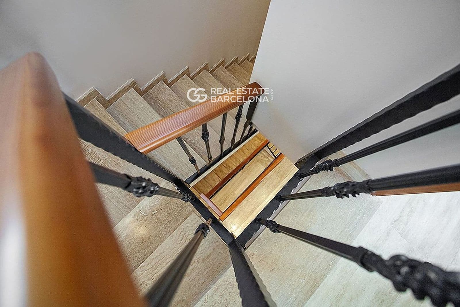 6 bedroom Villa for sale in Lloret de Mar with pool garage - € 2,300,000 (Ref: 9482339)