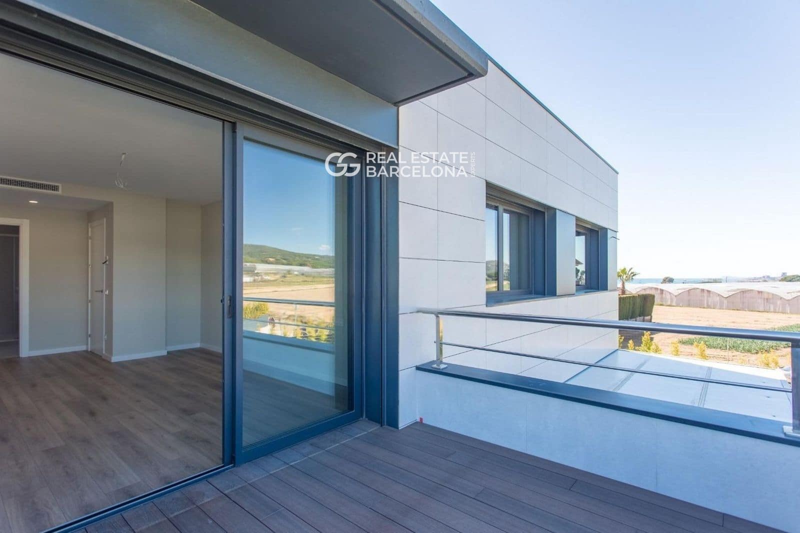 5 bedroom Villa for sale in Sant Andreu de Llavaneres with pool garage - € 1,390,000 (Ref: 9482341)