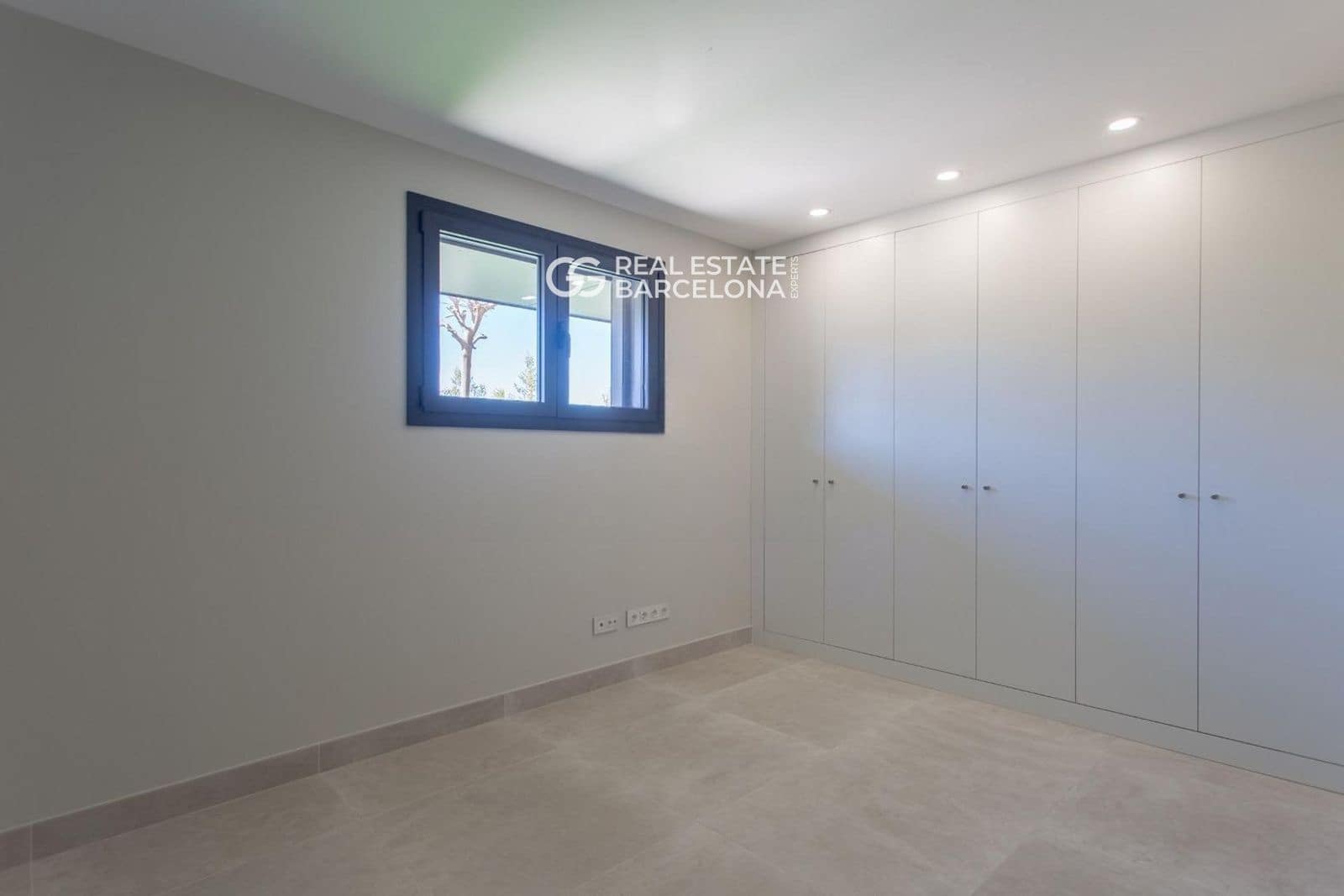 5 bedroom Villa for sale in Sant Andreu de Llavaneres with pool garage - € 1,390,000 (Ref: 9482341)