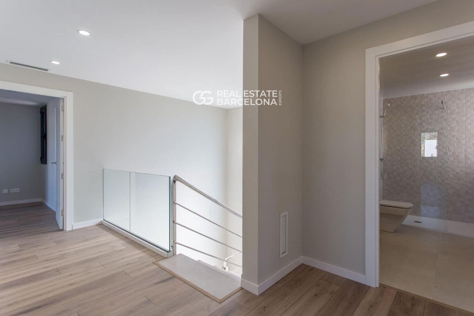 5 bedroom Villa for sale in Sant Andreu de Llavaneres with pool garage - € 1,390,000 (Ref: 9482341)