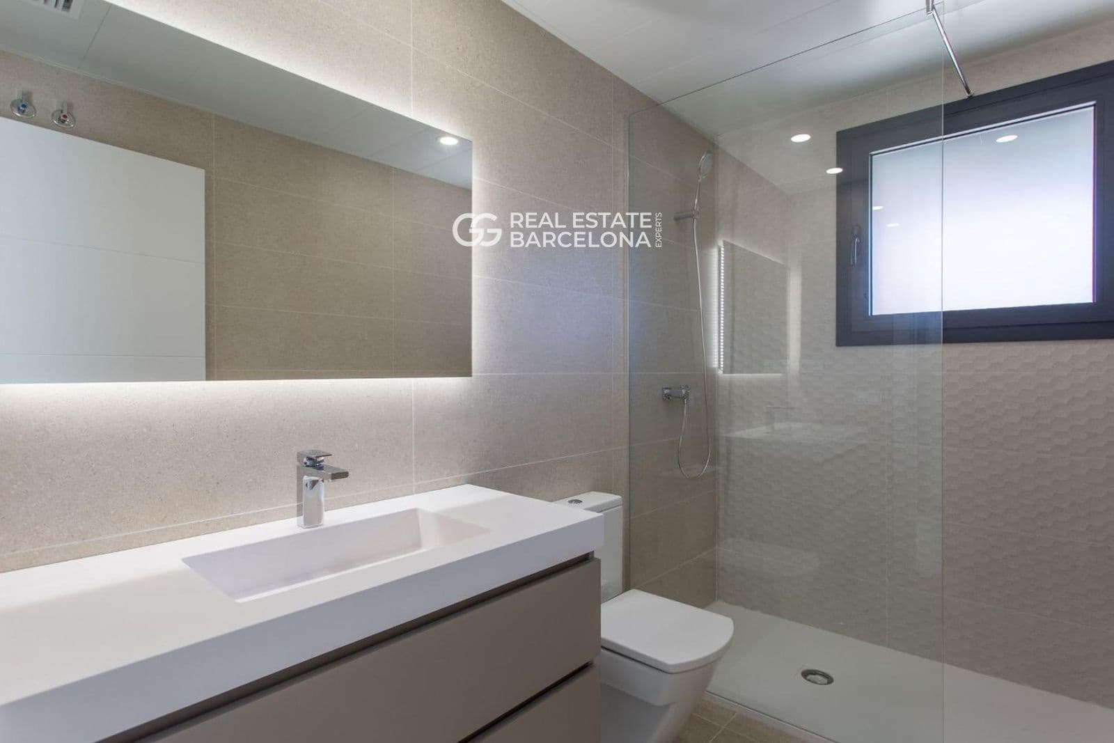 5 bedroom Villa for sale in Sant Andreu de Llavaneres with pool garage - € 1,390,000 (Ref: 9482341)