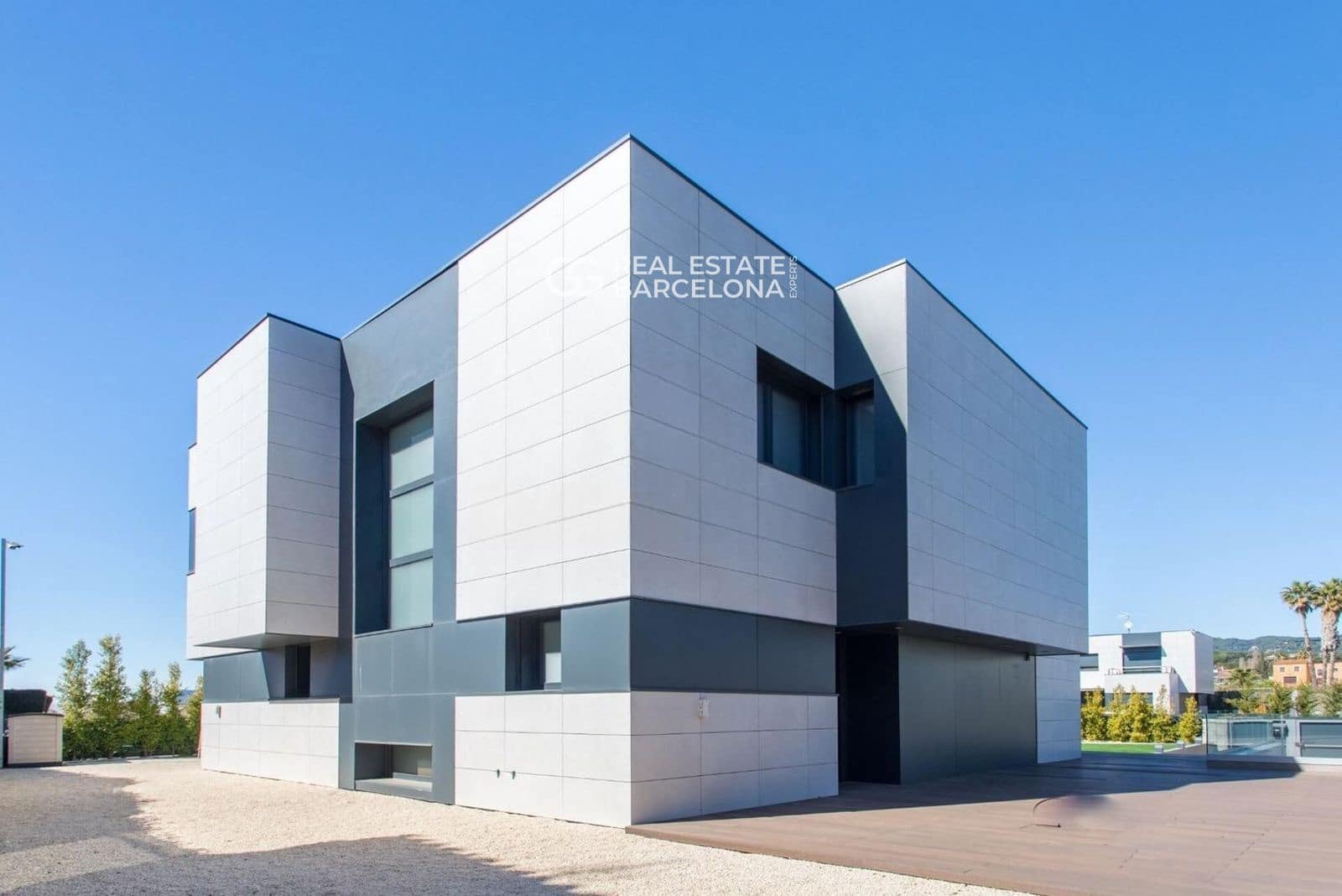 5 bedroom Villa for sale in Sant Andreu de Llavaneres with pool garage - € 1,390,000 (Ref: 9482341)